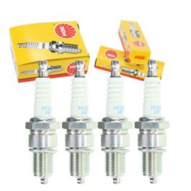 4 pc NGK Standard Spark Plugs for 1994 Pontiac Sunrunner 1.6L L4