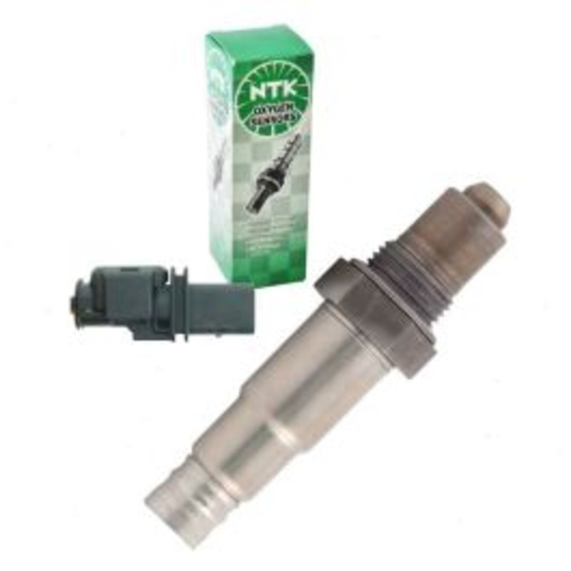 NGK NTK Upstream Air Fuel Ratio Sensor for 2006 Volkswagen Phaeton 6.0L W12