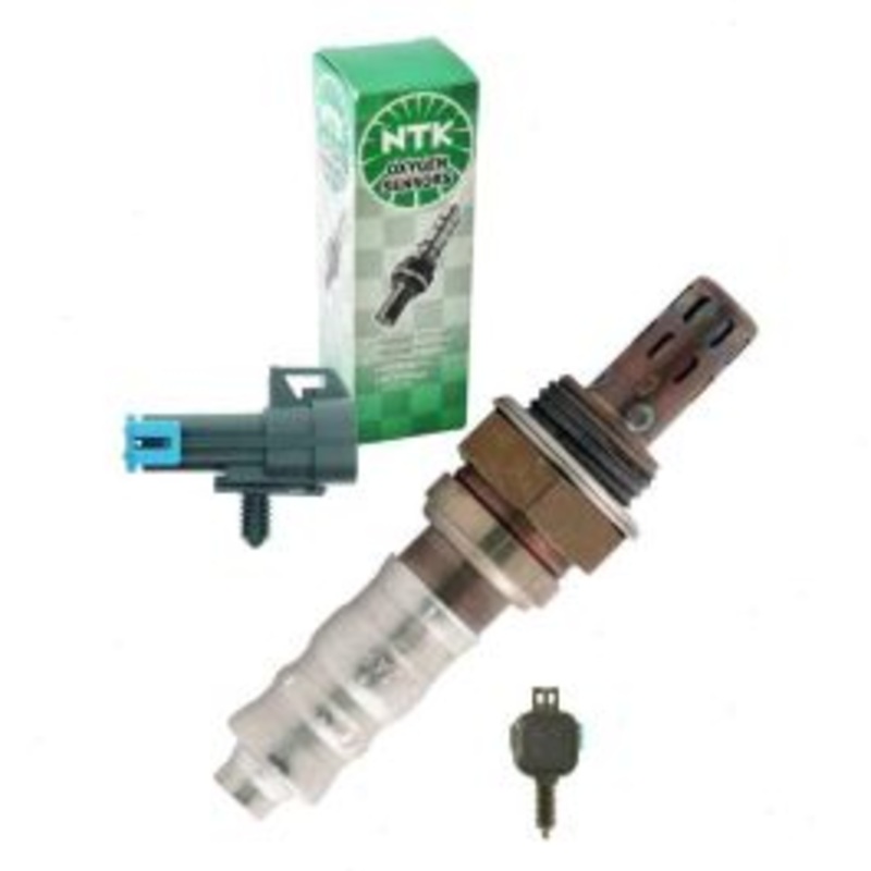 NGK NTK Upstream Oxygen (O2) Sensor for 2002-2003 Saturn LW200 2.2L L4