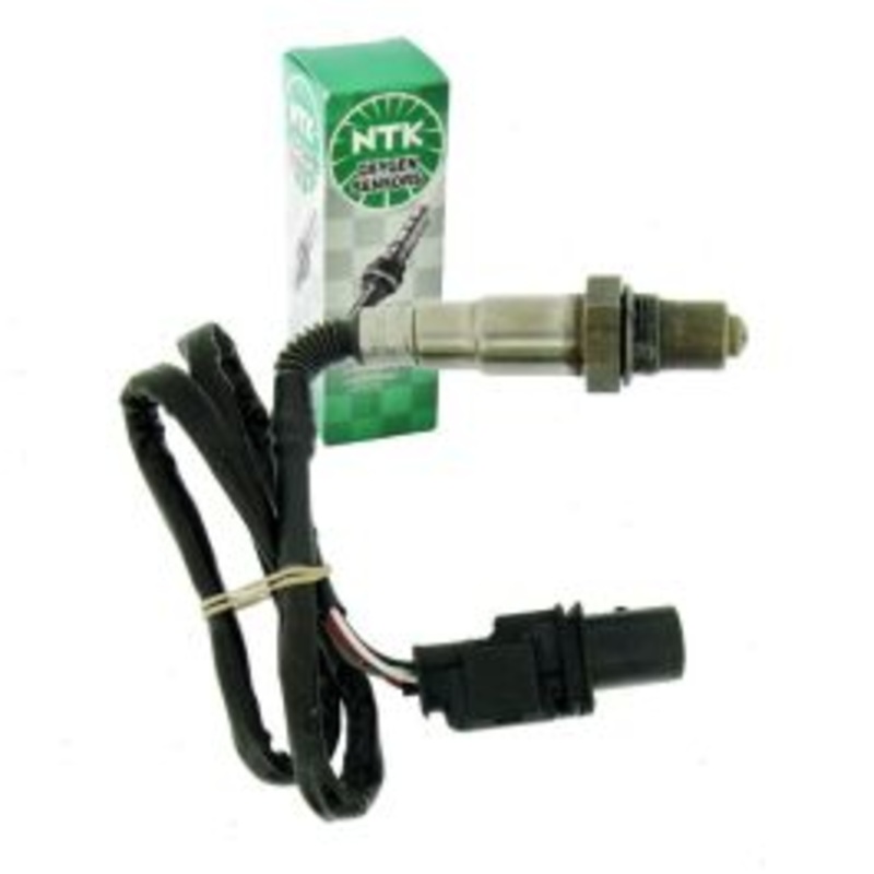 NGK NTK Upstream Right Air Fuel Ratio AFR Sensor for 2006-2010 BMW M5 5.0L V10