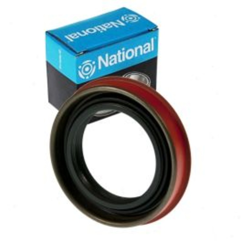 National Front Outer Differential Pinion Seal for 2014-2018 Cadillac CTS