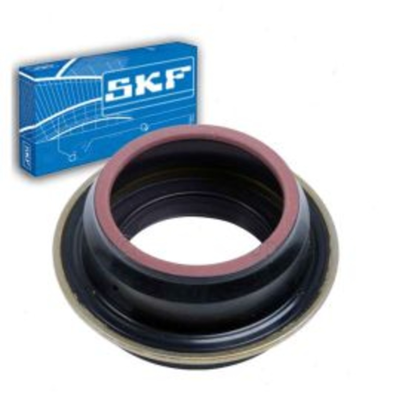 SKF Rear Transfer Case Output Shaft Seal for 2001-2007 GMC Sierra 2500 HD